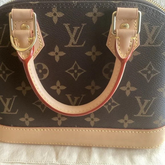 AUTHENTIC LOUIS VUITTON ALMA BB Monogram EUC - Picture 4 of 16
